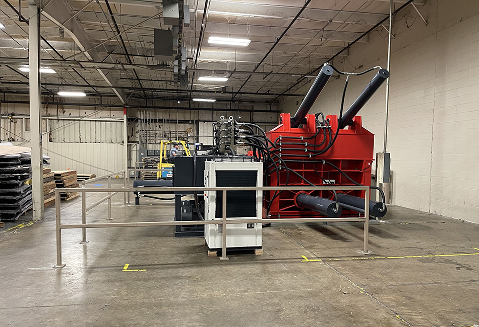 蓋式自動スクラップベーラー 