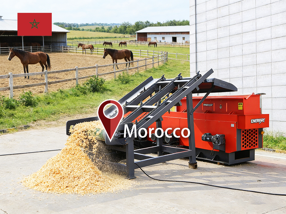 モロッコ: ENERPAT 袋詰めシステムを設置した木材削り出し生産ライン